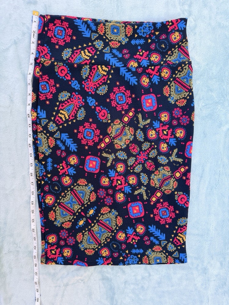 LuLaRoe Multicolor Geometric Knit Pencil Skirt Stretch High Rise Knee Length M