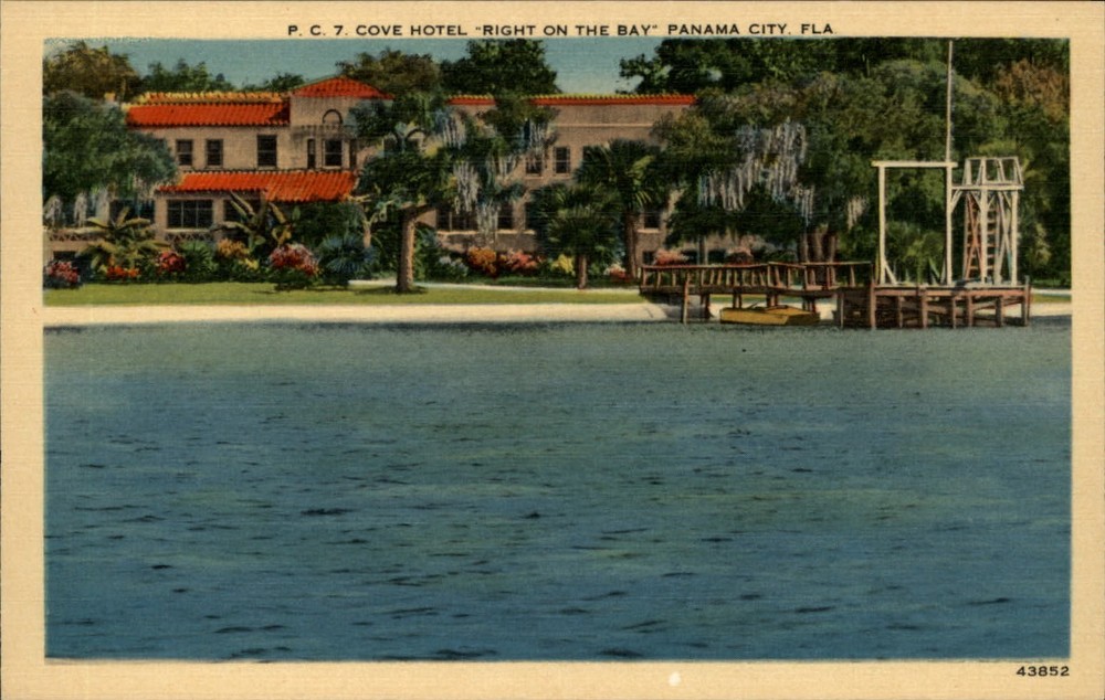 Panama City Florida ~ Cove Hotel ~ pier diving deck ~ 1940s linen postcard