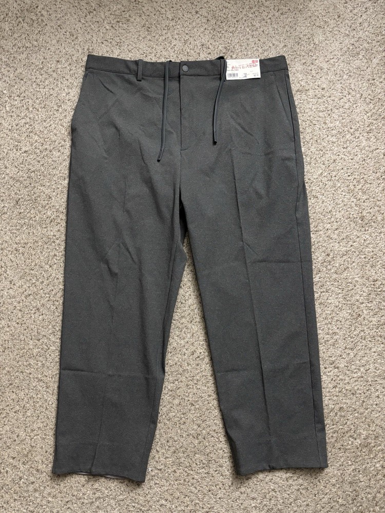 NEW Uniqlo Pants Mens Size XL (36x25) Short Gray Smart Ankle Dress Pants Stretch