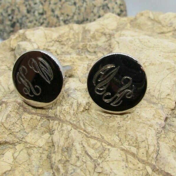 VINTAGE ESTATE Mens Cuff Links CUFFLINKS Silver Tone Engraved Initials K W