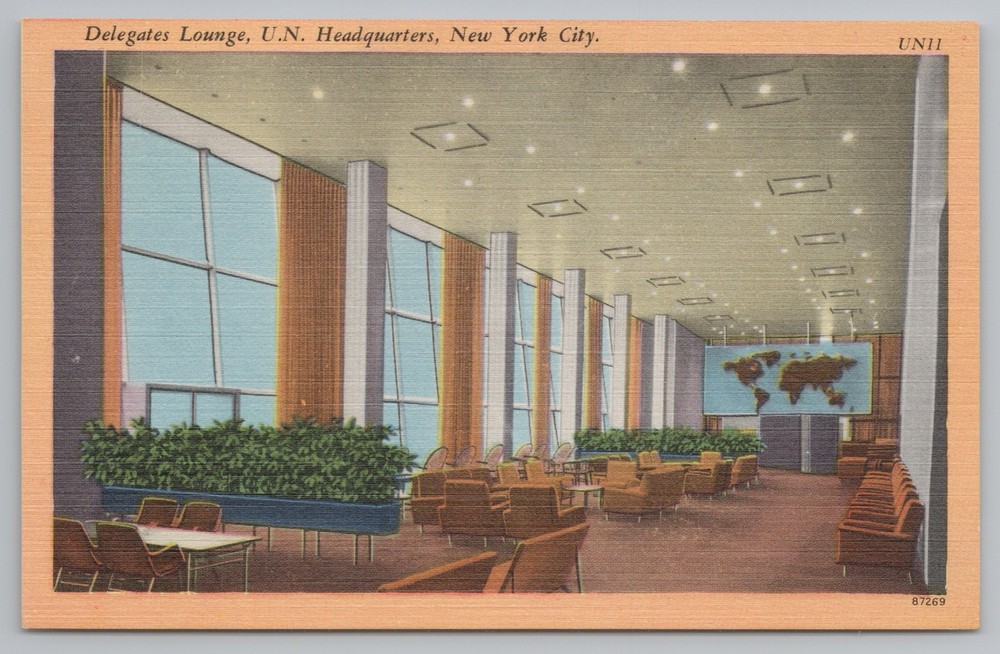 Linen~Delegates Lounge~UN Headquarters~NYC~Near Conference Area~Vintage Postcard