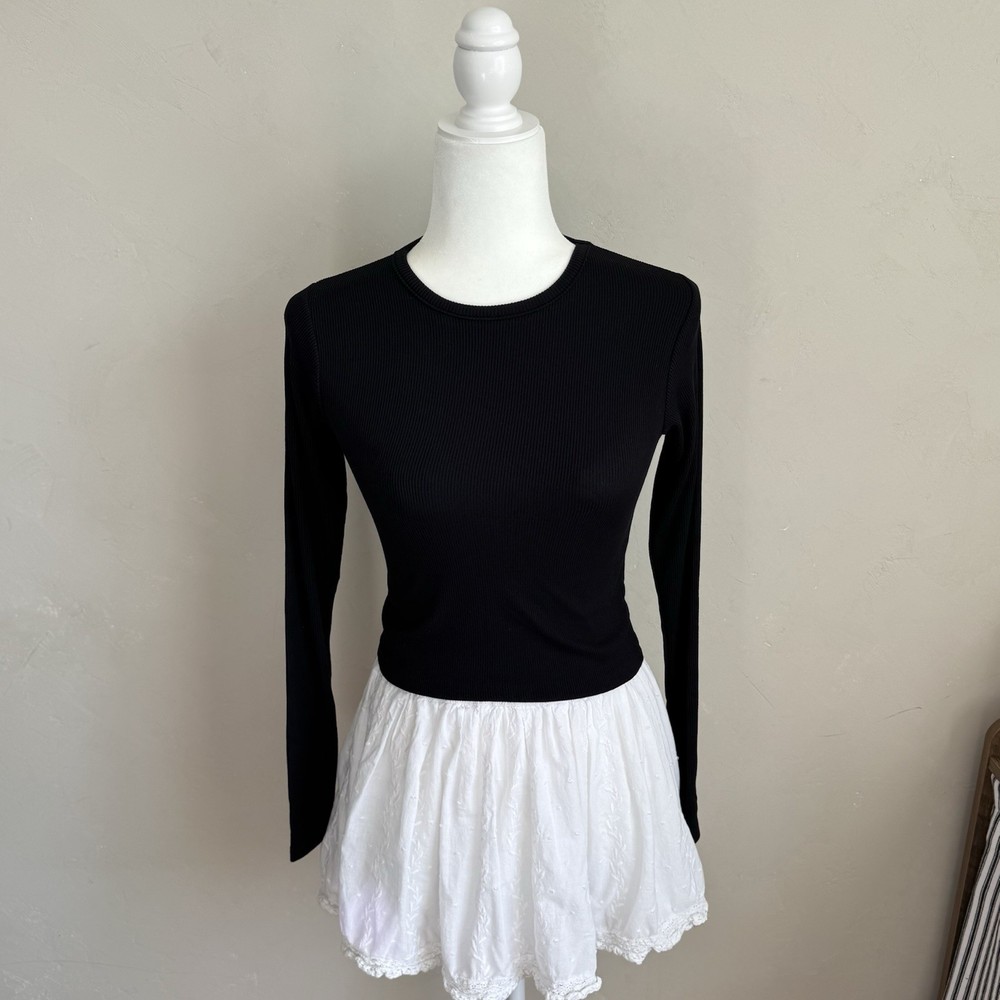 Brandy Melville Black Ribbed Long Sleeve Top NWT One Size