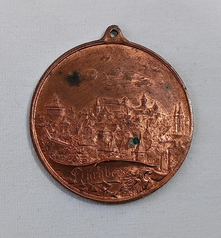 Vintage 26th Infantry 1st Division 1945 Organizational Day Medal Post WWII