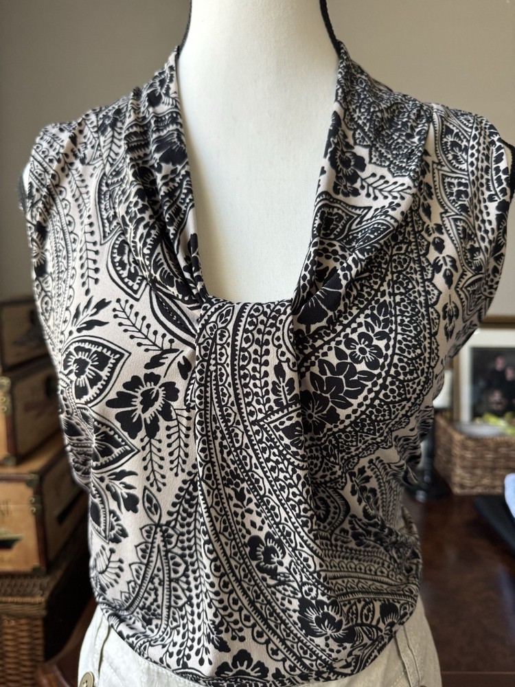 Women’s Sleeveless Floral Blouse ~ Dana Buchman ~ Black/Tan ~ Size Lg.