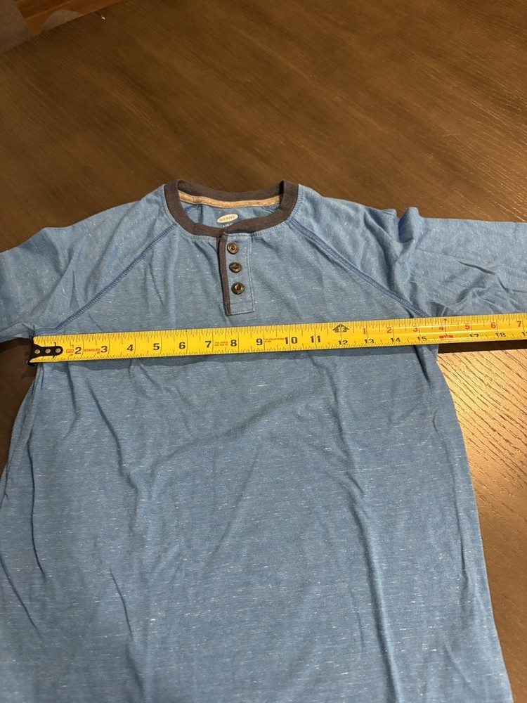 Old Navy Boys Henley Size Large (10-12) Long Sleeve T Shirt