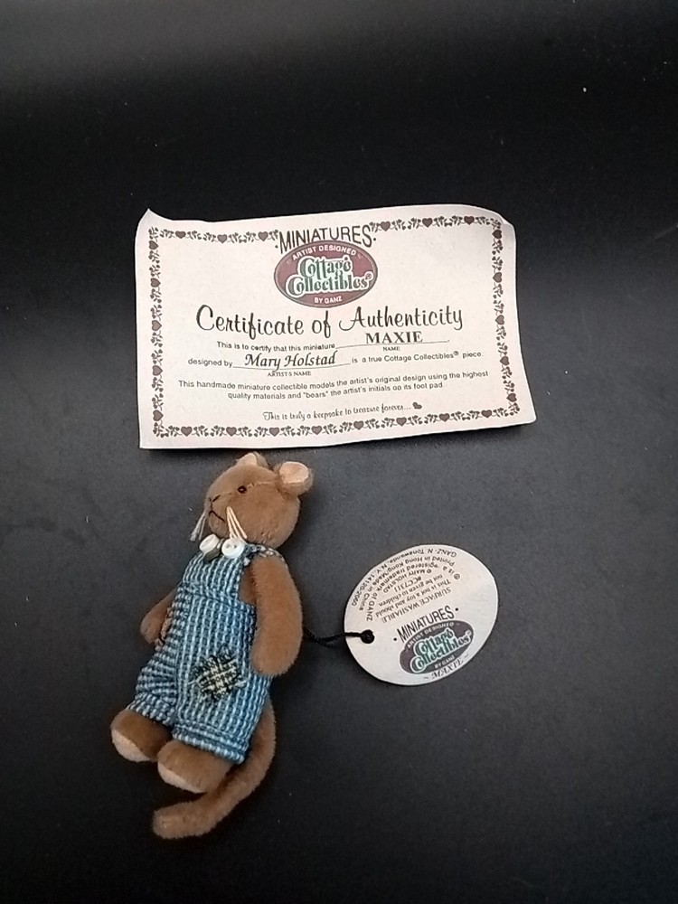 Cottage Collectibles Miniatures Designed By Mary Holstad Name Mmaxie