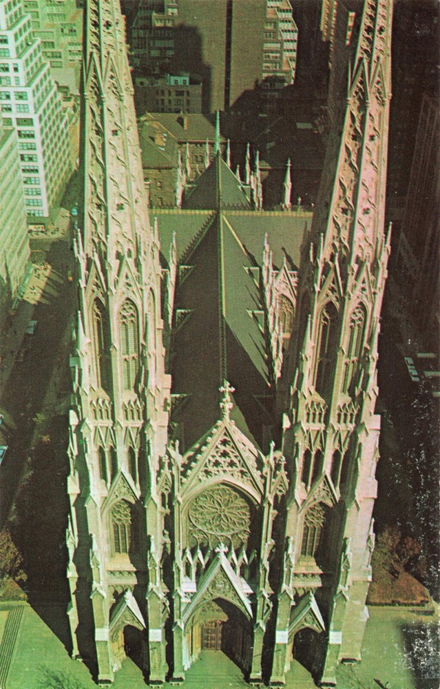 St Patrick's Cathedral on Fifth Avenue - New York City NY - Postcard