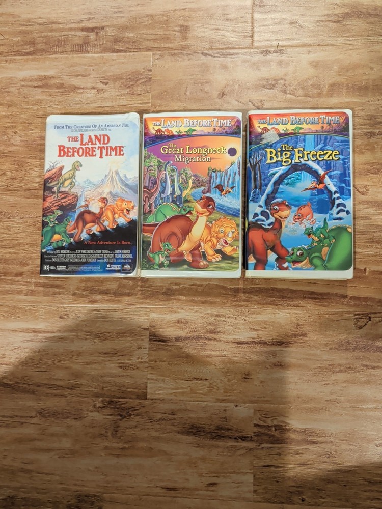 The Land Before Time VHS Clamshell Lot of 3 Tapes Universal Studios - Vintage