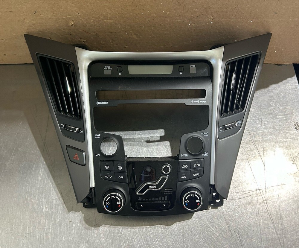 ✅2011 -2014 Hyundai Sonata Center Radio Climate Control Air Vent Bezel  #51