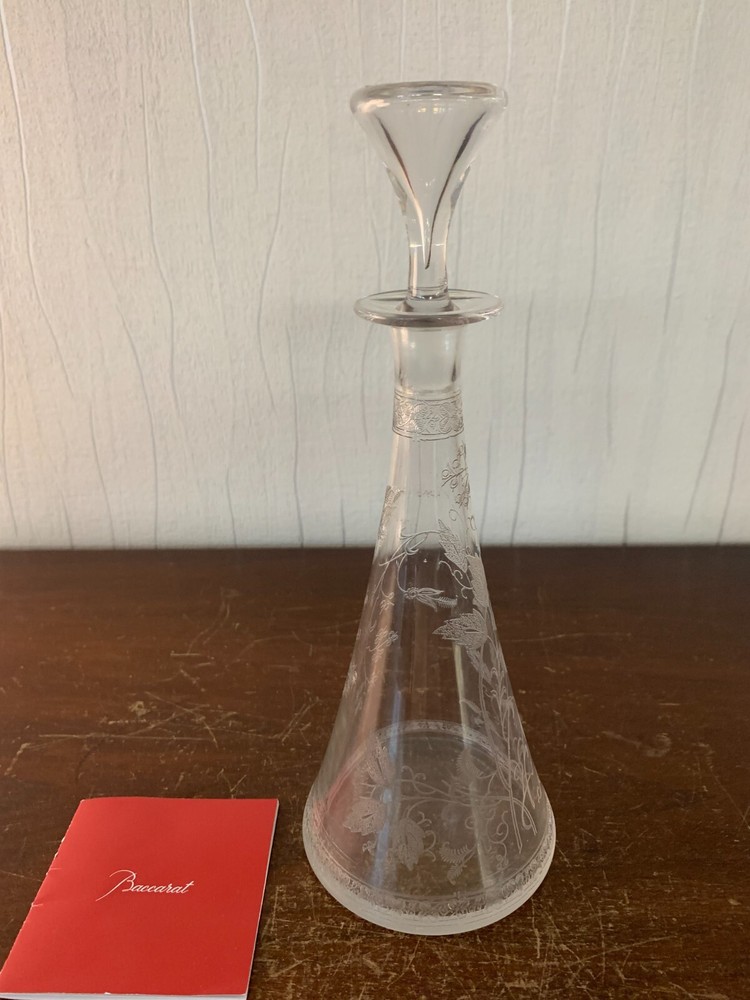 Engraved Leaf Design Crystal Carafe Baccarat