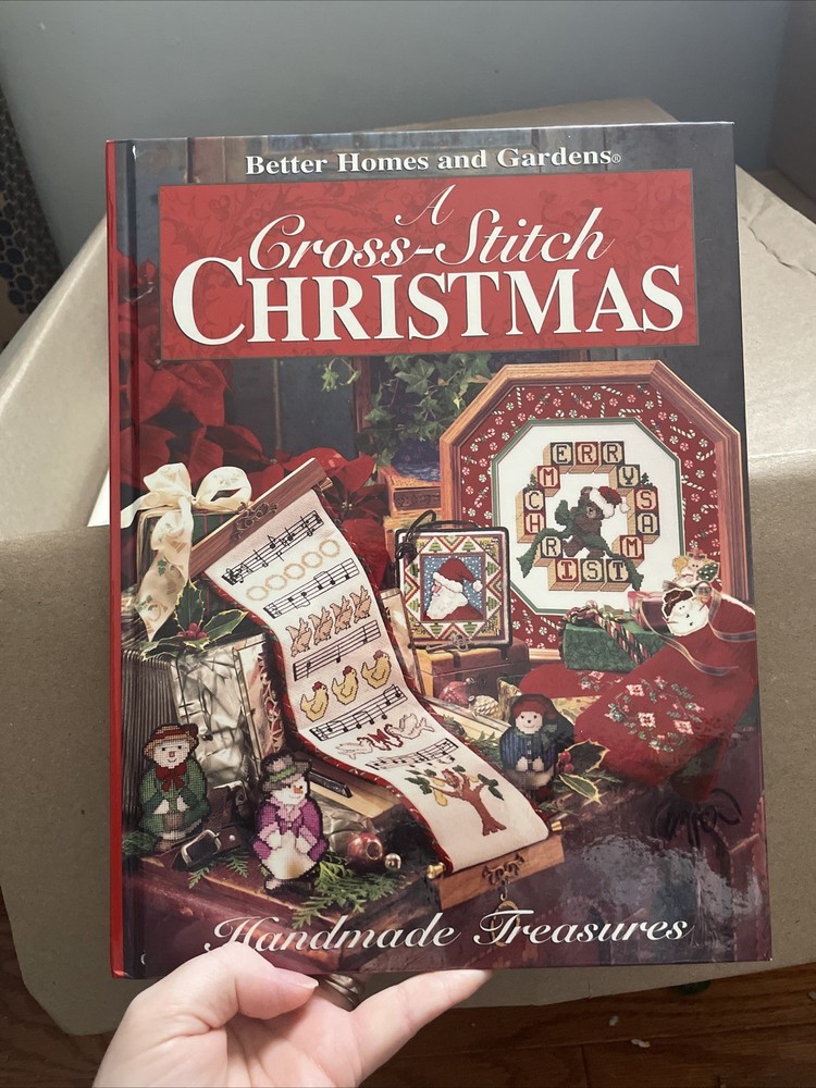 A Cross Stitch Christmas: Handmade Treasures (Better Homes and Gardens)