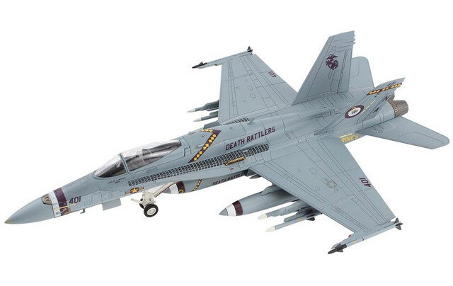 Hobby Master 1:72 USMC Boeing F/A-18C Hornet Strike Fighter - VMFA-323, HA3583