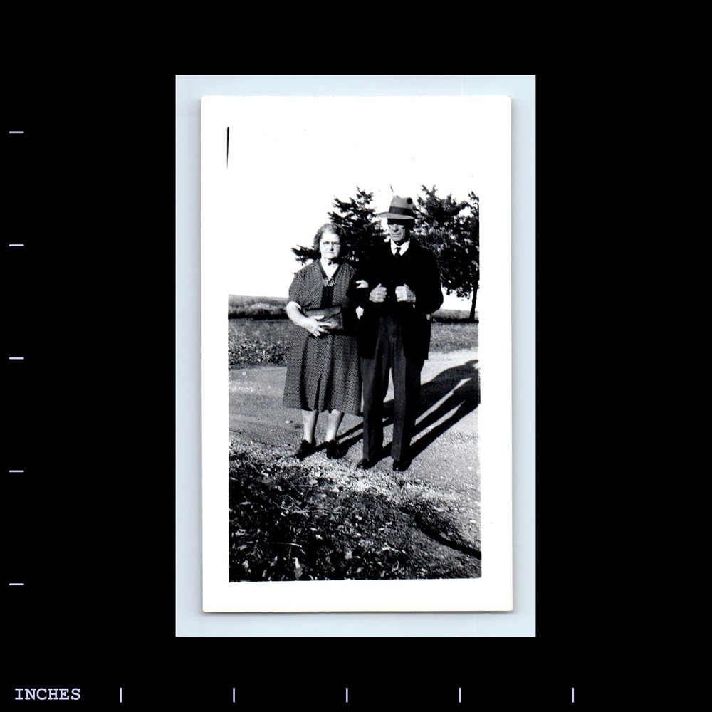 Vintage Photo MAN AND WOMAN STANDING OUTSIDE