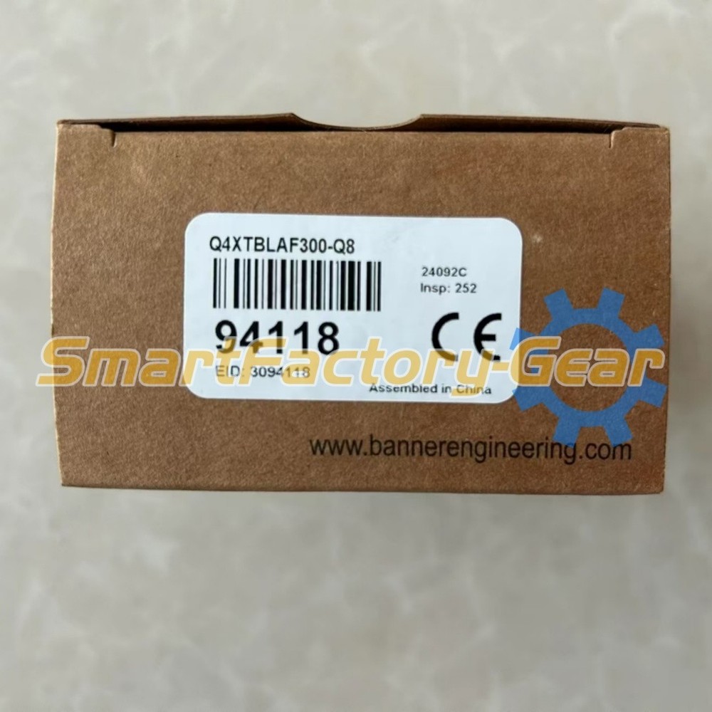 1PCS New BANNER Q4XTBLAF300-Q8 Photoelectric Sensor Quality assurance spot stock