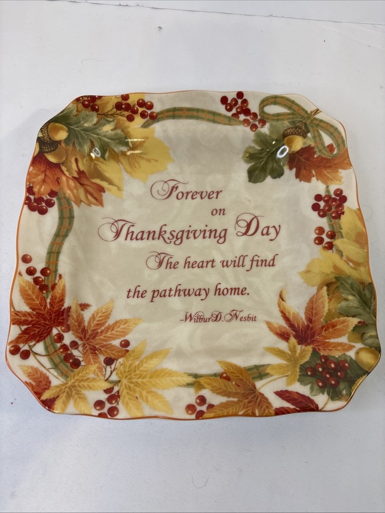222 Fifth Autumn Celebration square plate Thanksgiving Holiday 8.5