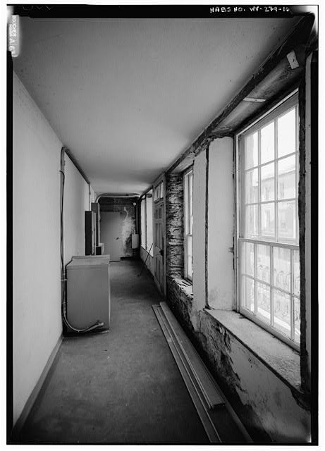 Photo:HABS Interior Hallway Second Floor Windows 1900s Historic Building