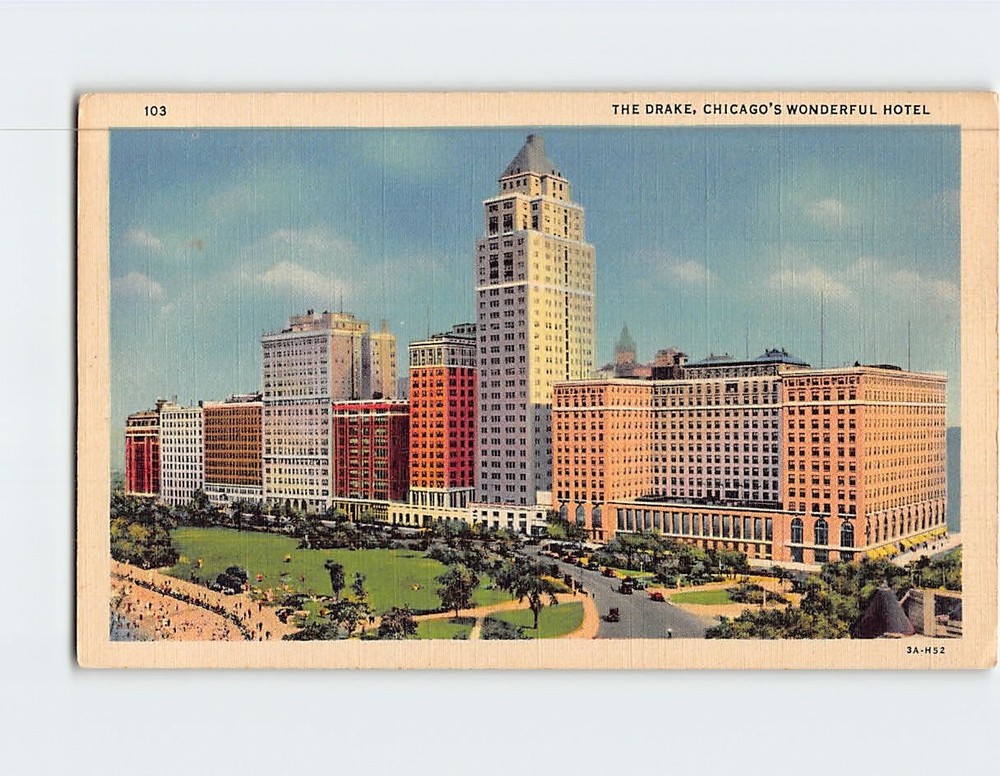 Postcard The Drake Lake Shore Drive Chicago Illinois USA