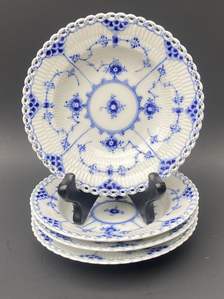 4 Royal Copenhagen Blue Fluted Full Lace Rimmed Fruit Candy Condiment Bowls 1081