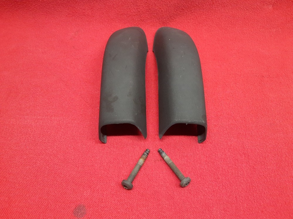 2001-2004 Jeep Grand Cherokee Limited Overland Roof Rack Caps and Screws Kit