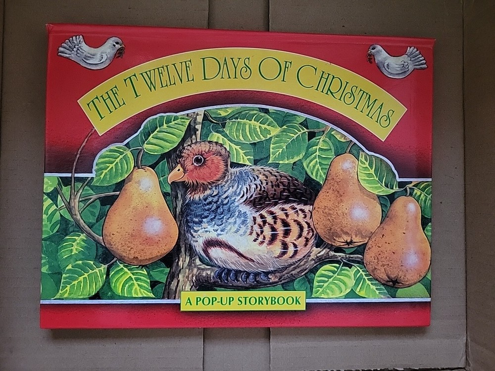 The Twelve Days of Christmas Pop Up Storybook Children Book/ Vintage
