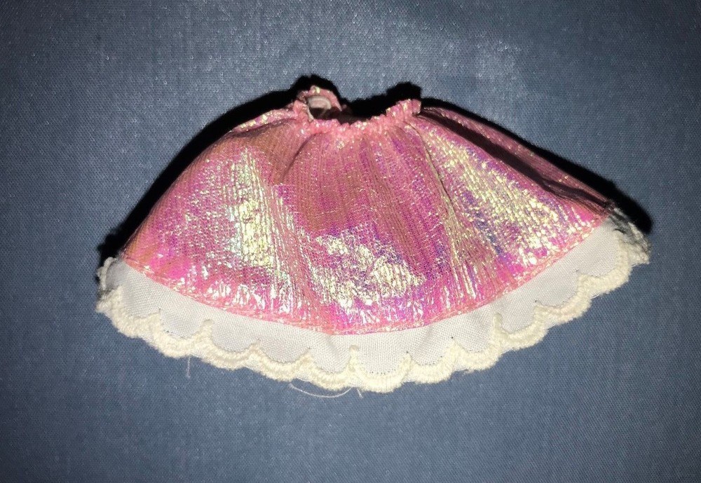1995 Barbie Doll Foam 'N Color #14457 Pink White Iridescent Skirt