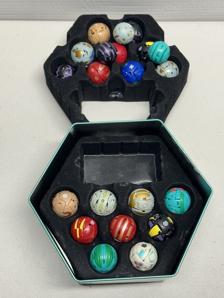 Bakugan Battle Brawlers Lot With Collectors Tin, 21 Bakugan No Cards