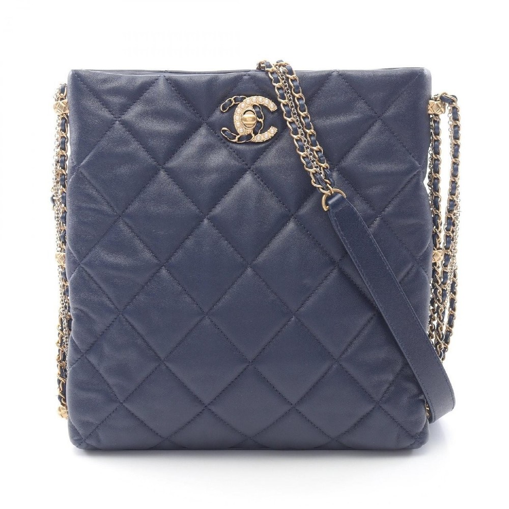 Chanel Matelasse Lambskin Shoulder Bag 184630 Black Classic Quilted Design