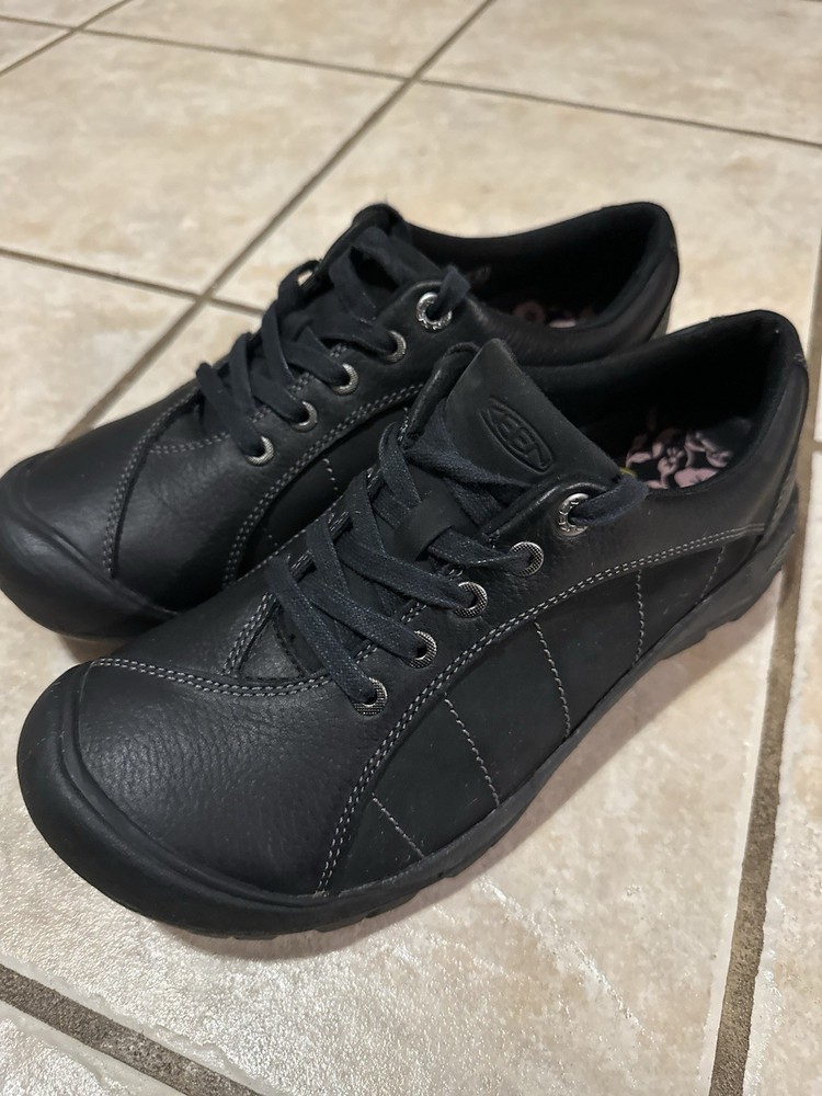KEEN Presidio Women's Size 9 Black Leather Low Top Casual Comfort Shoes Walking
