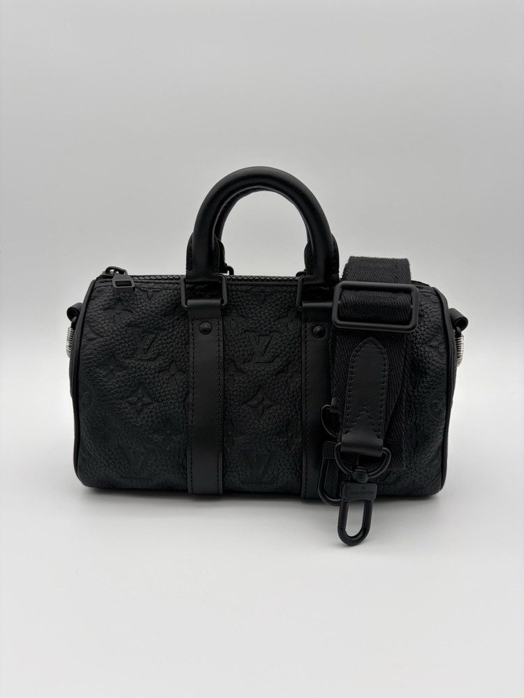 Louis Vuitton Keepall Bandoulière 25 Monogram Taurillon Leather