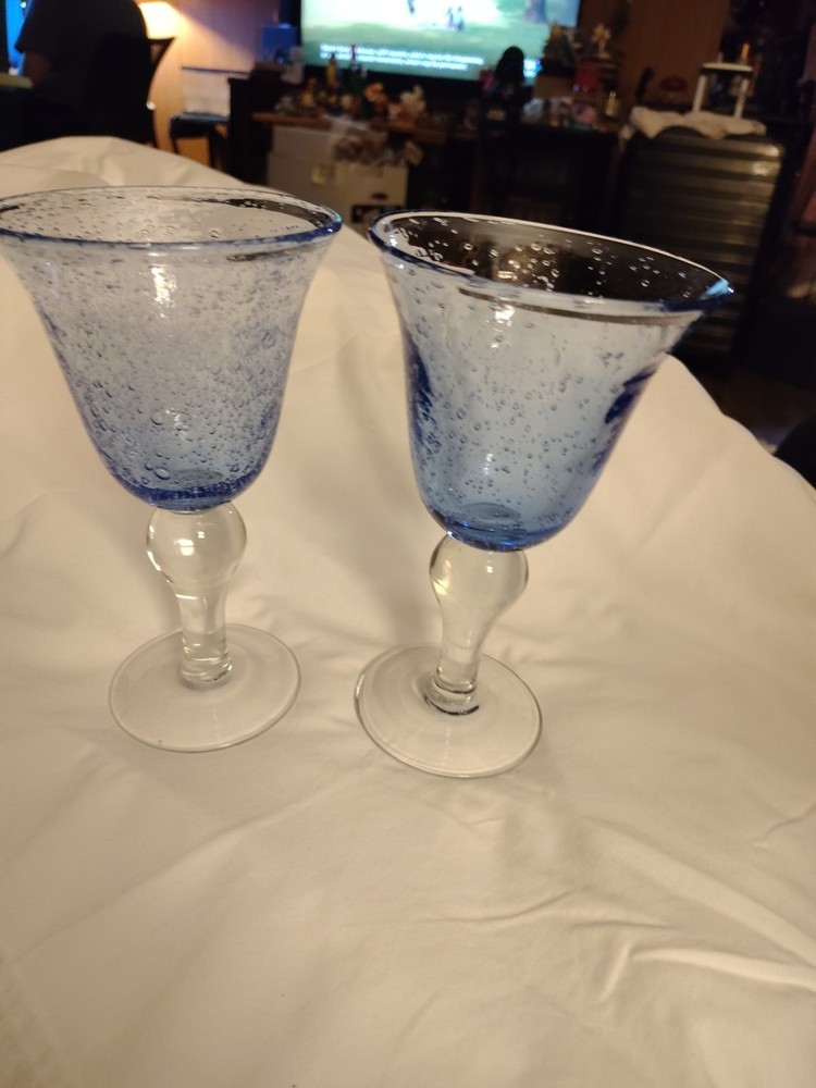 Artland Iris Blue Bubble Seeded Glass Water Wine Goblets Hand Blown Set Of 2