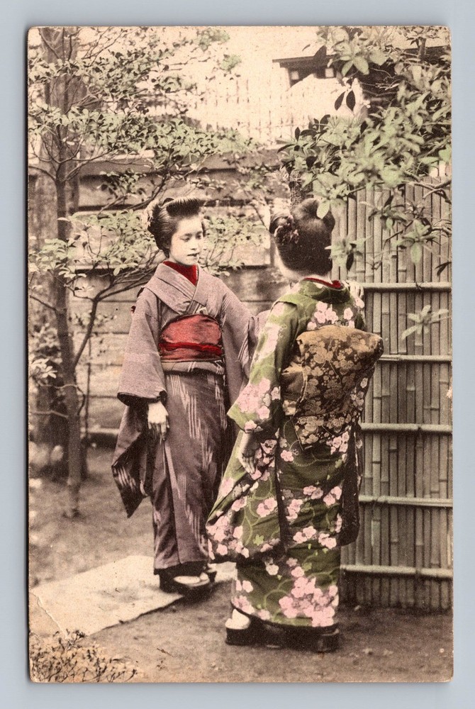 Japan- Japanese Women Talking Standard Postal Old Card View PC Vintage Postcard