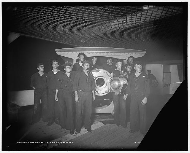 Photo:U.S.S. New York 1899 Crew at 8 Inch Gun Breech Navy Battleship