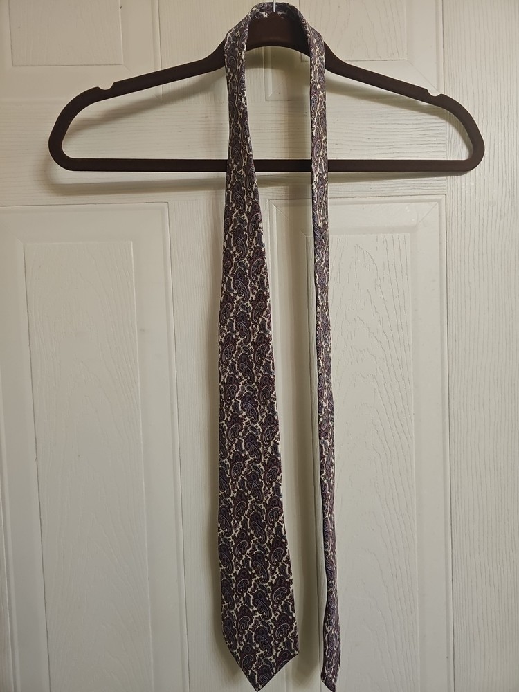 Christian Dior Men's Neck Tie 100% Silk Paisley Beige Fabric Woven In Italy