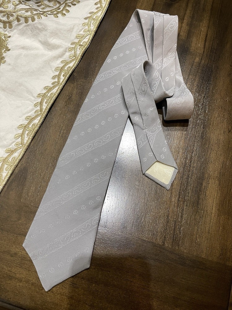 Gucci Men’s Gray Tie 100%silk