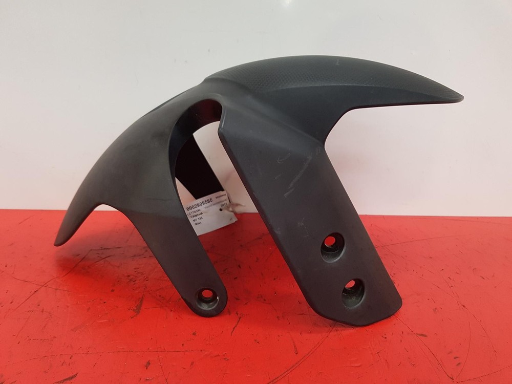 2017 YAMAHA MT 125 FRONT FENDER