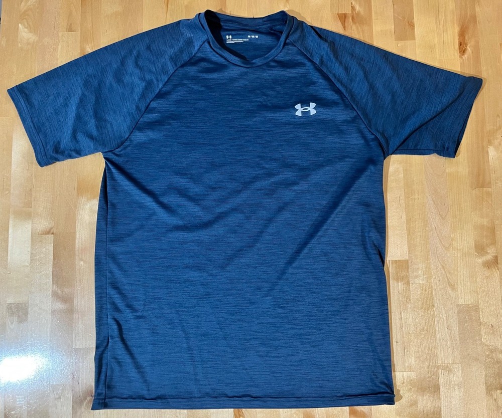 Under Armour Mens Loose Fit Short Sleeve Athletic Shirt Blue Size M