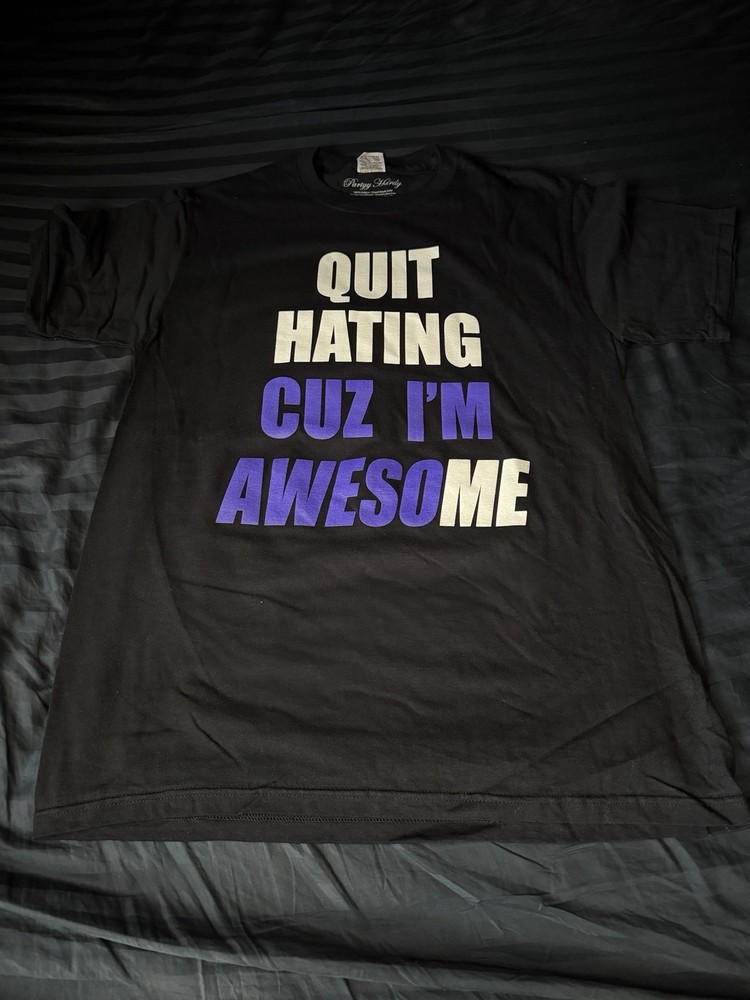 Quit Hating Awesome Purple White T-Shirt Clothing Graphic Tee Men’s Size XL
