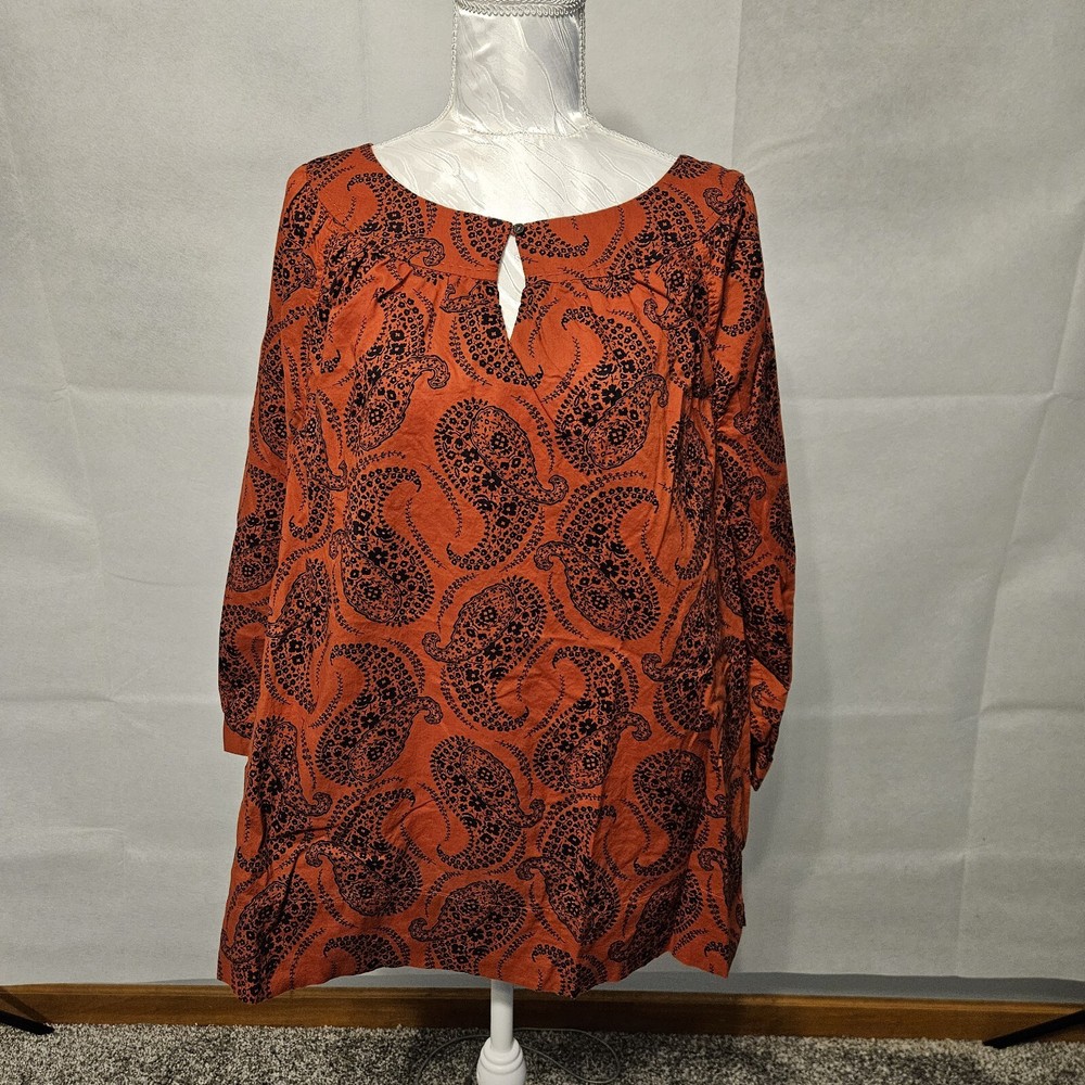 Lands End Womens Size 16 Paisley Blouse with Keyhole Neck and Button Cuffs
