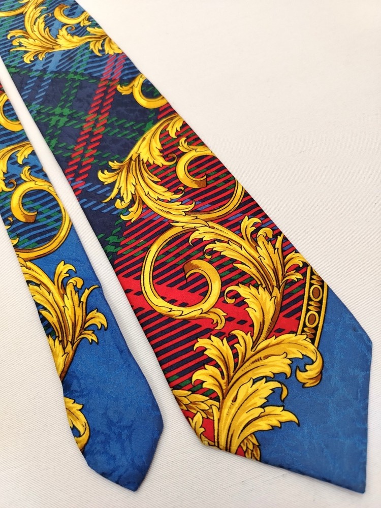 Authentic Gianni Versace Silk Designer Necktie Floral Scarf Pattern Luxury Tie