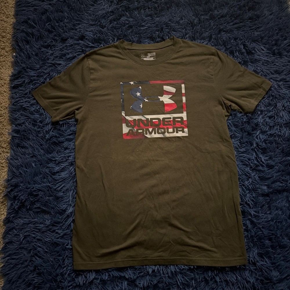 Under Armour Heatgear Flag Spell Out Big Logo T-shirt Athletic Size Youth XL