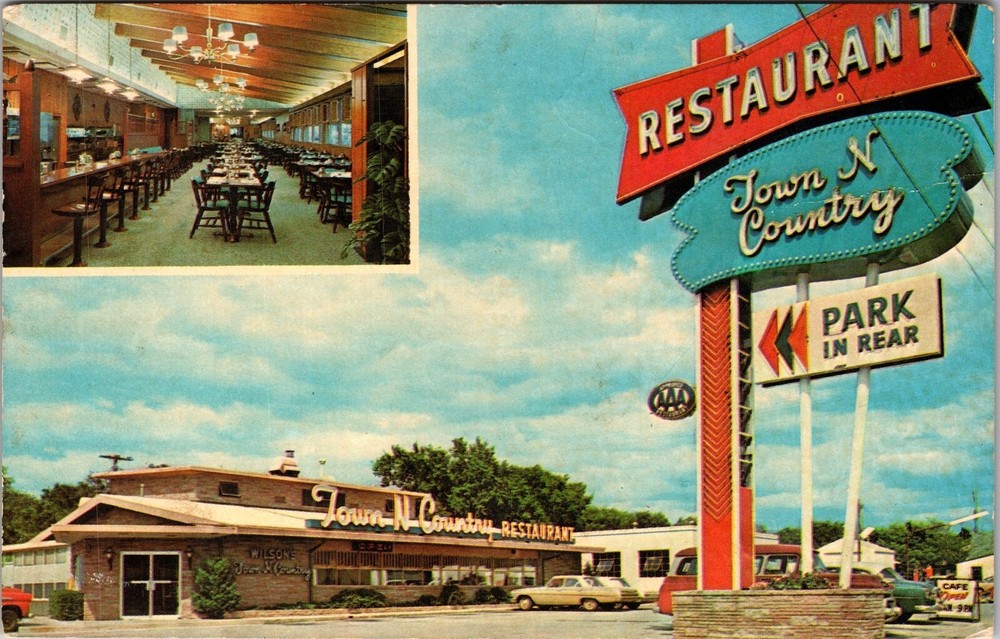Sioux Falls SD-South Dakota, Town Country Restaurant, Vintage Postcard