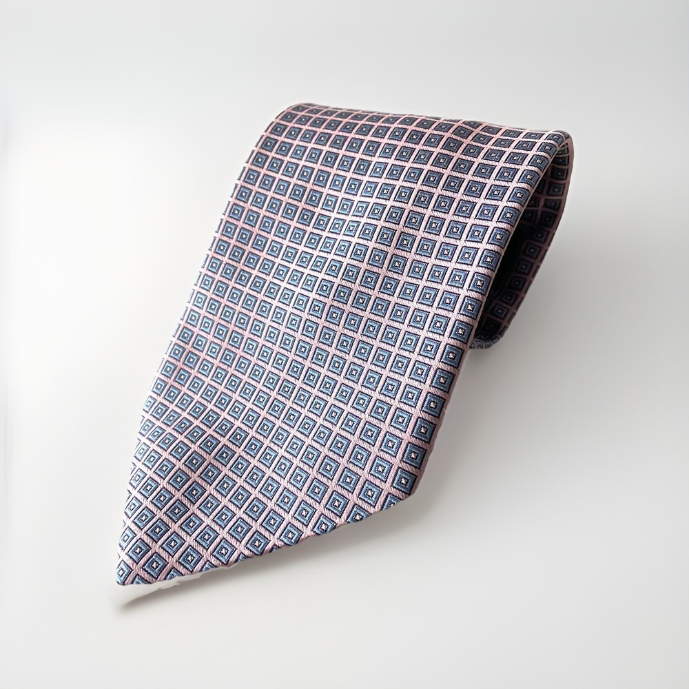 Brooks Brothers Jacquard Design Geo Pattern Silk Neck Tie Made In USA 60 x 3.75