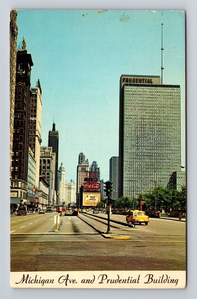 Chicago IL- Illinois, Michigan Avenue & Prudential Building, Vintage Postcard