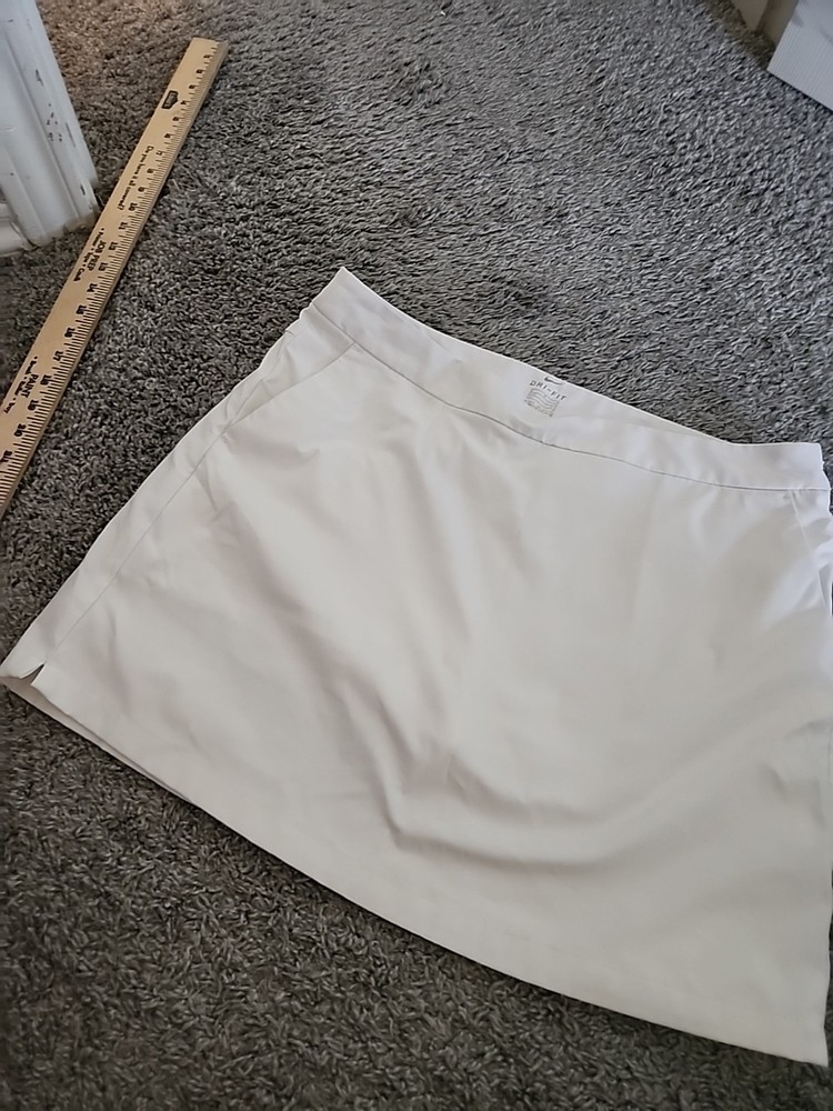 Nike Golf Skirt Skort Dri Fit Stretch Performance White Athletic Womens Size M