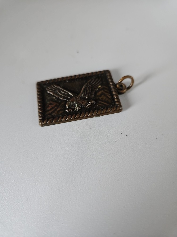 Vintage Keychain BALD EAGLE 🦅 Key Ring Solid Brass Fob Mountain Nature Scene