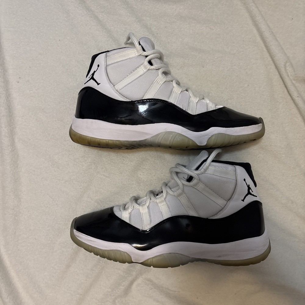 Size 12 - Jordan 11 Retro High Concord 2018 used
