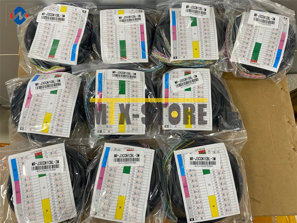 1PC Brand New In Box Mitsubishi MR-J3CCN1CBL3M