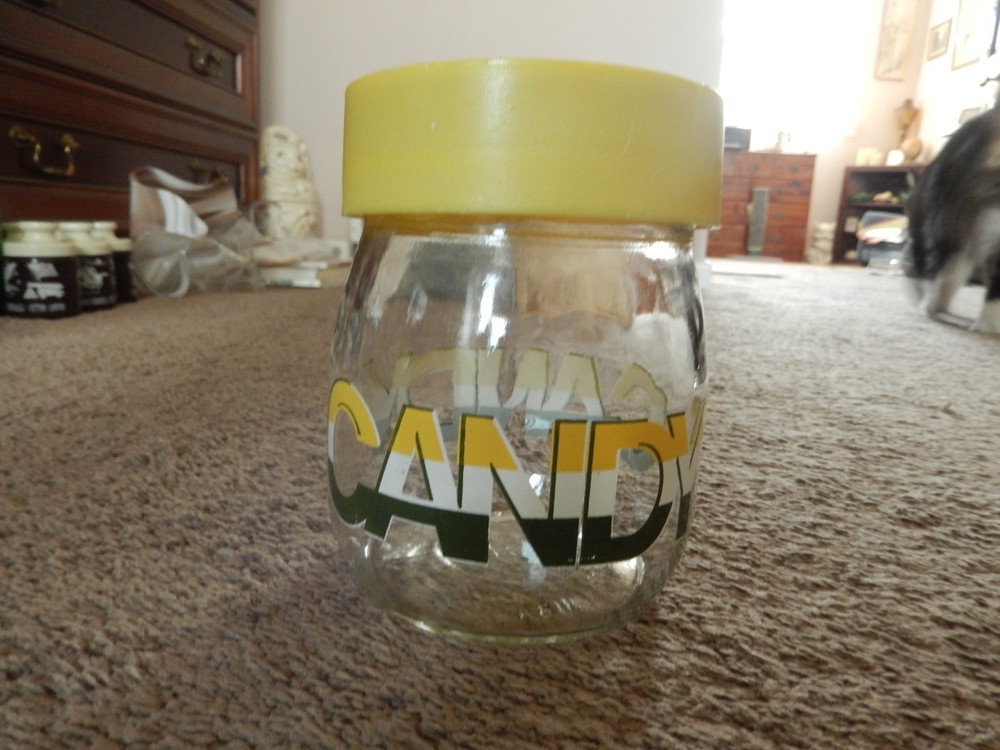Vintage Carlton Glass Canister Candy Jar Yellow Green White 3/4L Plastic Lid