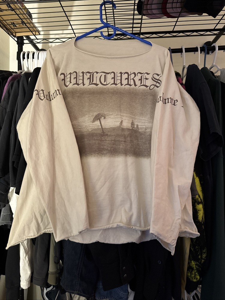 Kanye West Vultures T Shirt Mens size 1 Beige Relaxed Long Sleeve Baggy Yeezy Ye