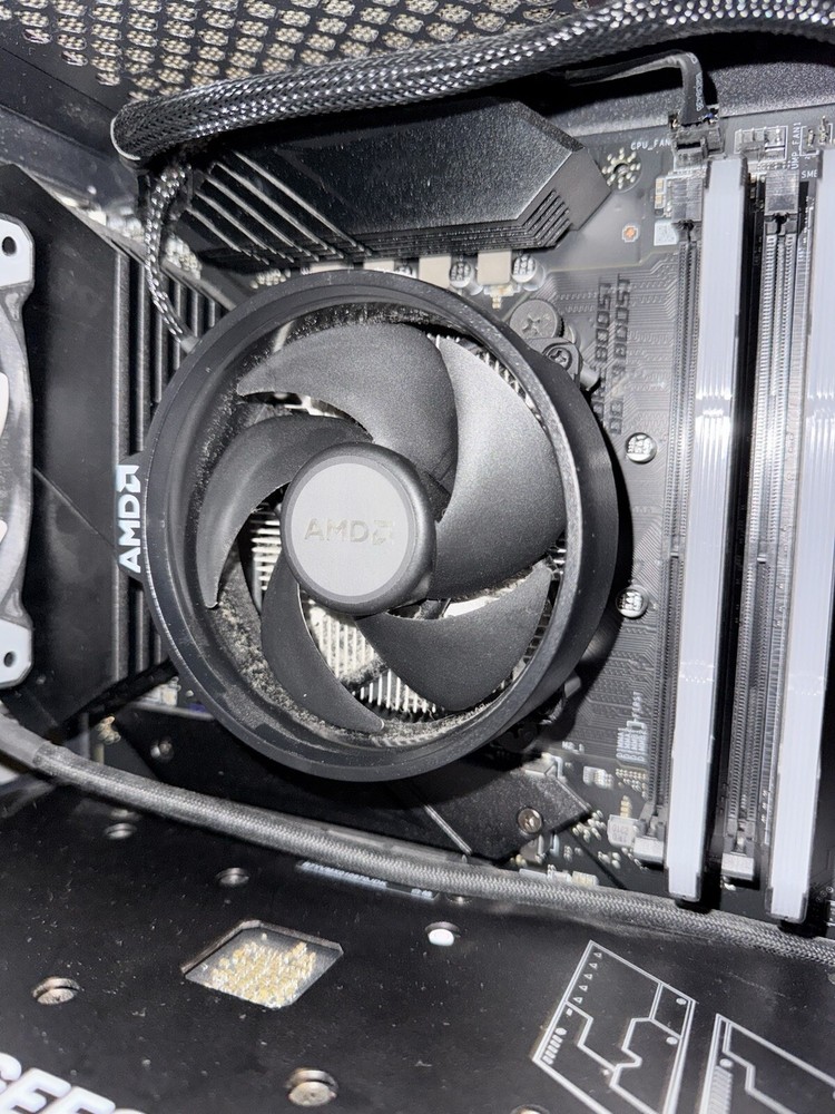 AMD Ryzen 7 5700G Processor (4.6 GHz, 8 Cores, Socket AM4)
